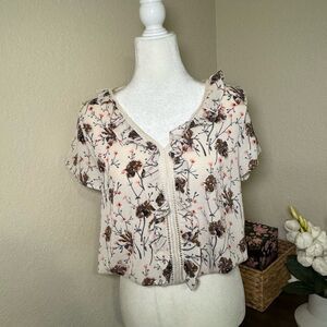 Floral top sizeL